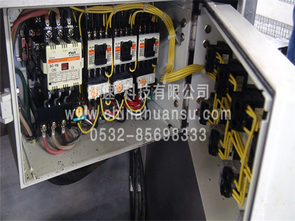 高壓噴淋蔬菜清洗機(jī)設(shè)備,省時省力